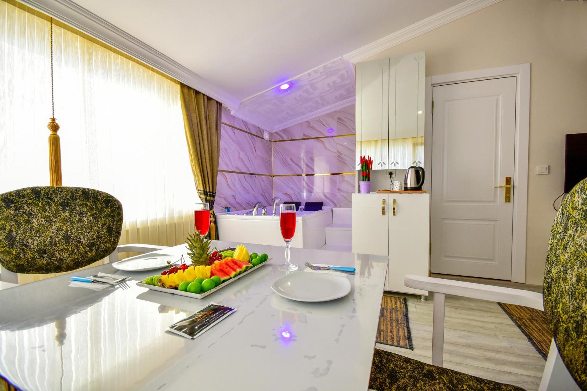 Loca Suit Life Airport Hotel Стамбул Экстерьер фото